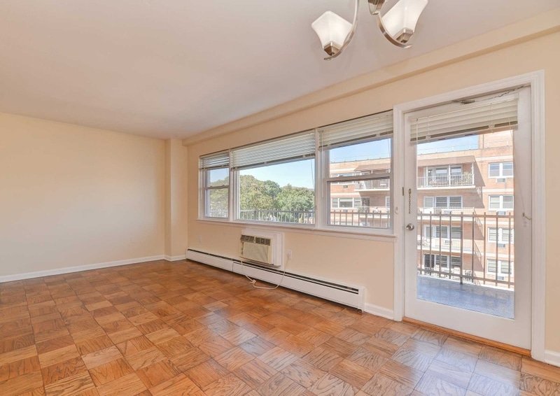 Luxury Riverfront Apartments